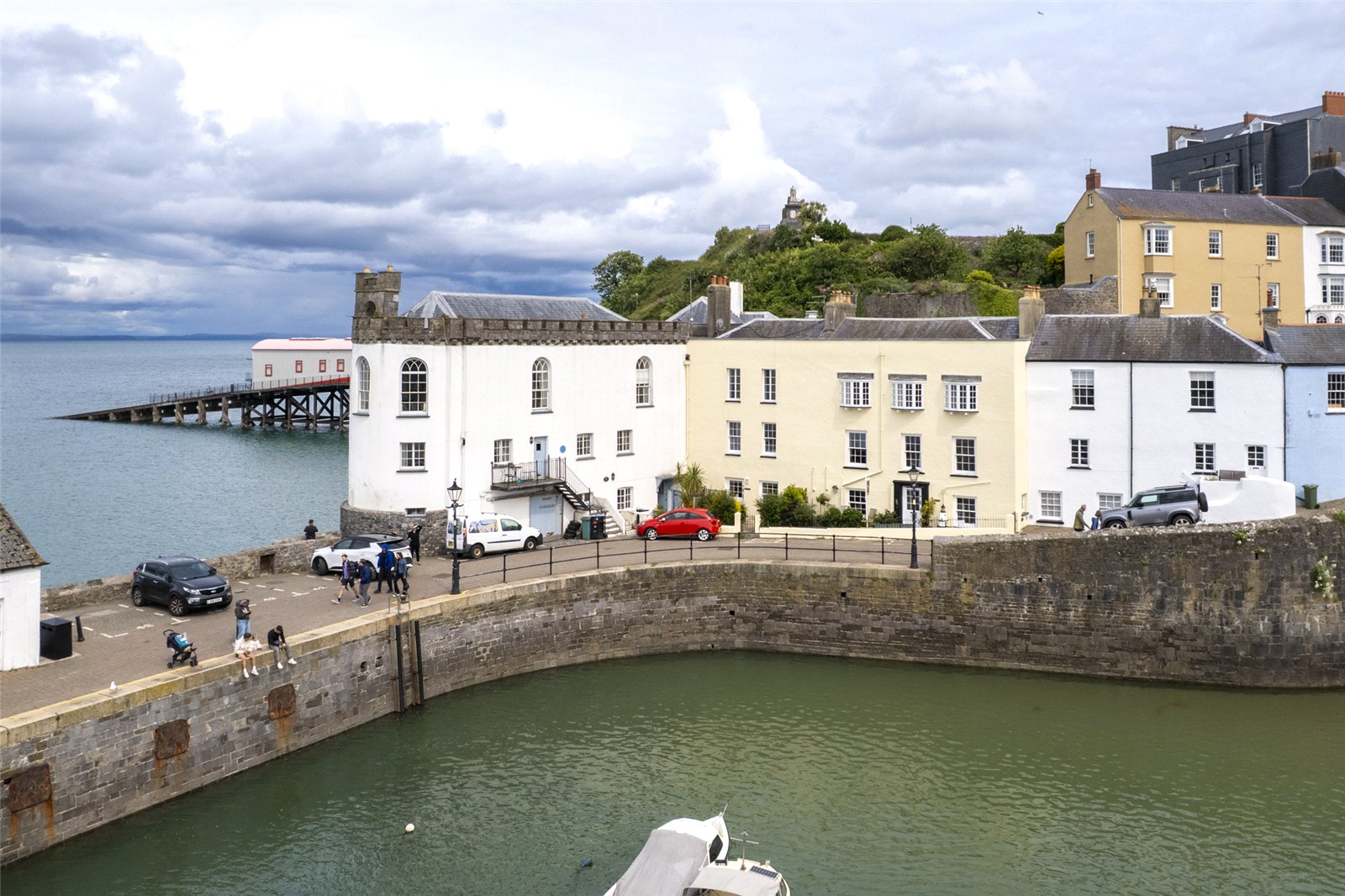 Pier Hill, Tenby, Pembrokeshire, SA70 7BS